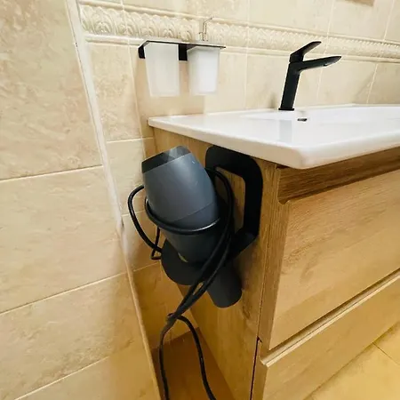 Apartamento Schoene Mit Pool Und Terrasse. *