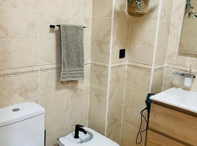 Schoene Mit Pool Und Terrasse. Lejlighed Dénia